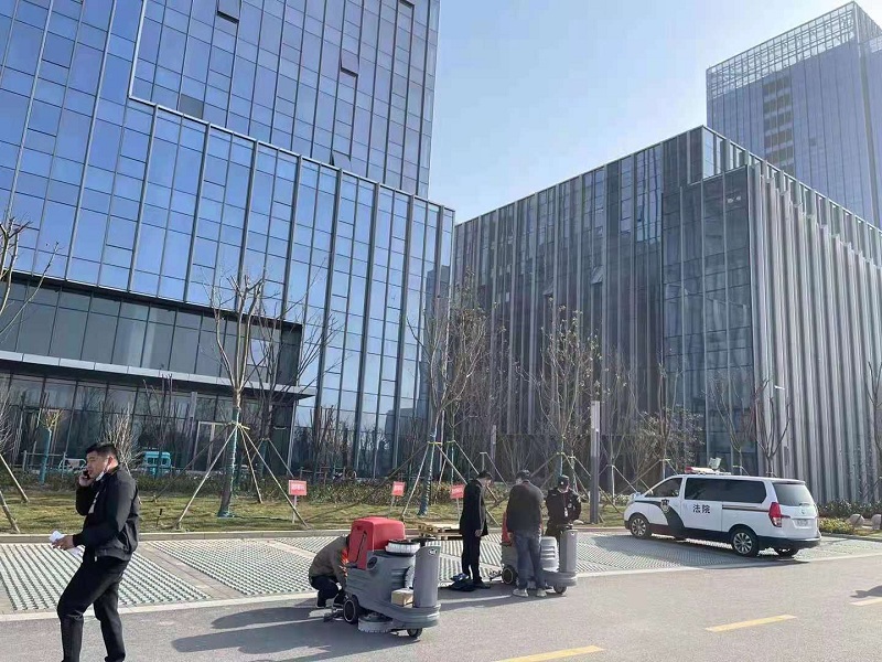 洗地機(jī)和掃地機(jī)之間如何選擇？